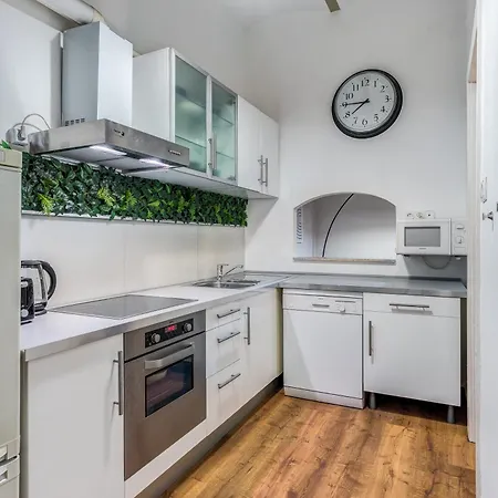 Jokai Hideaway Apartamento