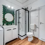Jokai Hideaway Apartment