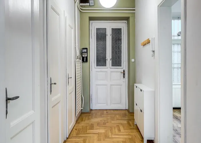 Jokai Hideaway Apartamento *